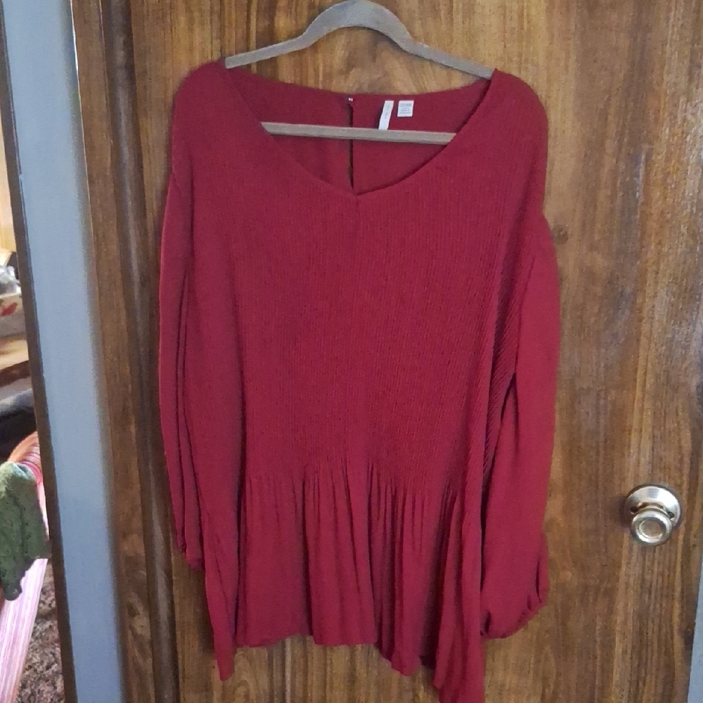 Red V-Neck Long Sleeve Blouse